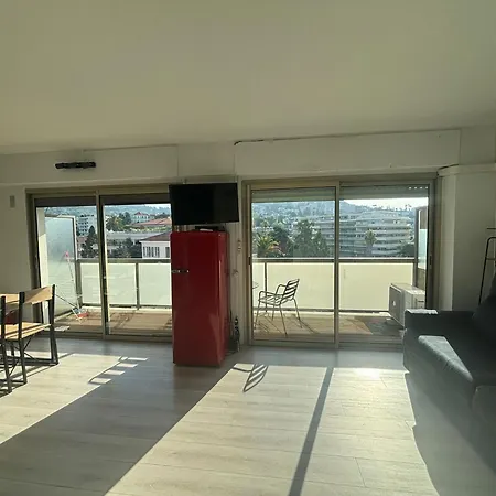 Le Fragonnard 5 * Канны